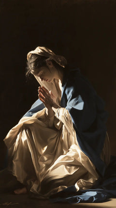 La Vierge en prière — Les Mains au-dessus du lin froissé
